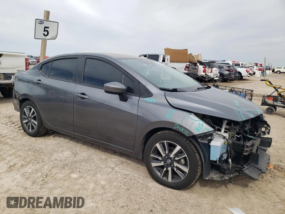 2021 Nissan Versa SV z VIN 3N1CN8EV3ML876784, wystawiony jako Copart lot #52568865 z przebiegiem 67 078 mil mil oraz Szkoda całkowita • Salvage title. Historia ofert i sprzedaży dostępna na DreamBid. Obrazek 4.