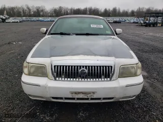 2007 Mercury Grand Marquis LS with VIN 2MEFM75V47X642839, listed as a Copart auction lot 51730635 with 0 mi miles and Clean Title. Bid and sale history available at carsss.com. Image 5.