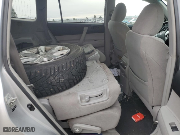 2013 Toyota Highlander with VIN 5TDZA3EH6DS040395, listed as a Copart auction lot 48738125 with 111,231 mi miles and Salvage Title. Bid and sale history available at carsss.com. Image 11.