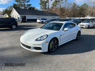 2014 Porsche Panamera S E-Hybrid with VIN WP0AD2A72EL044202, listed as a Copart auction lot 83055454 with 117,247 mi miles and Clean Title. Bid and sale history available at DreamBid. Image 1.