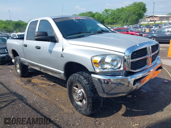 2007 Dodge 2500 SLT z VIN 1D7KS28A17J582602, wystawiony jako IAAI lot #42087956 z przebiegiem 255 630 mil mil oraz . Historia ofert i sprzedaży dostępna na DreamBid. Obrazek 13.