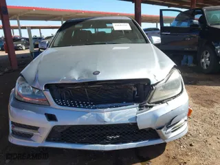 2013 Mercedes-Benz C-Class C 250 Sport with VIN WDDGF4HB8DF973565, listed as a IAAI auction lot 41842211 with 77,934 mi miles. Bid and sale history available at carsss.com. Image 6.