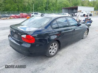2007 BMW 3 Series 328i with VIN WBAVA335X7PV64572, listed as a IAAI auction lot 42159689 with 209,335 mi miles and . Bid and sale history available at DreamBid. Image 4.