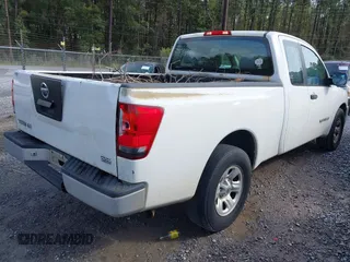 2005 Nissan Titan XE with VIN 1N6BA06A35N548121, listed as a IAAI auction lot 41872775 with 159,782 mi miles. Bid and sale history available at carsss.com. Image 4.