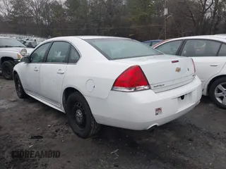 2016 Chevrolet Impala Limited Police Police with VIN 2G1WD5E39G1116948, listed as a IAAI auction lot 41552130 with 192,586 mi miles. Bid and sale history available at carsss.com. Image 3.