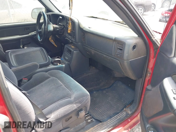 2001 Chevrolet Silverado 1500 LS with VIN 2GCEC19TX11196681, listed as a IAAI auction lot 42063590 with Not Provided miles and . Bid and sale history available at DreamBid. Image 5.