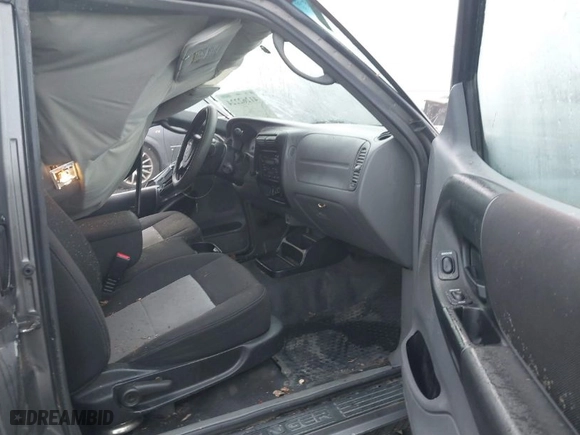 2005 Ford Ranger XLT with VIN 1FTYR44UX5PA77292, listed as a IAAI auction lot 41262224 with 1 mi miles. Bid and sale history available at carsss.com. Image 5.