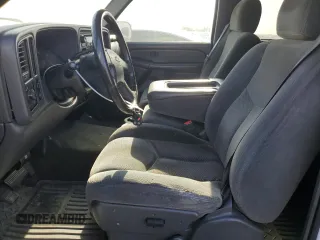 2004 Chevrolet Silverado 1500 Work Truck with VIN 2GCEC19V441213237, listed as a Copart auction lot 54275115 with 218,614 mi miles and Clean Title. Bid and sale history available at carsss.com. Image 7.
