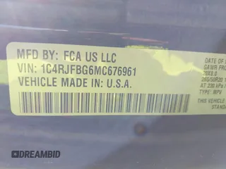 2021 Jeep Grand Cherokee Limited with VIN 1C4RJFBG6MC676961, listed as a IAAI auction lot 41898352 with 28,645 mi miles and . Bid and sale history available at DreamBid. Image 9.