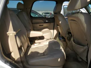 2008 GMC Yukon SLT 4SA z VIN 1GKFK13028J192313, wystawiony jako Copart lot #89207235 z przebiegiem 240 812 mil mil oraz Szkoda całkowita • Salvage title. Historia ofert i sprzedaży dostępna na DreamBid. Obrazek 11.