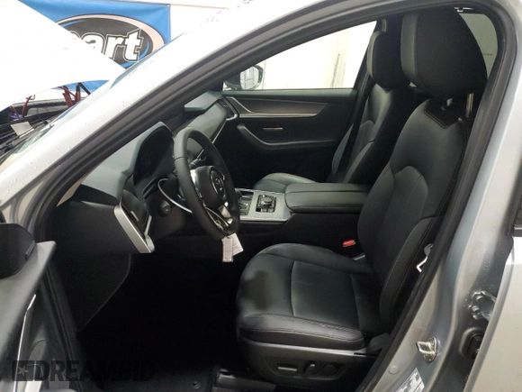 2025 Mazda CX-90 Premium Sport z VIN JM3KKCHD8S1223029, wystawiony jako Copart lot #57790265 z przebiegiem 3817 mil mil oraz Tytuł czysty. Historia ofert i sprzedaży dostępna na DreamBid. Obrazek 7.