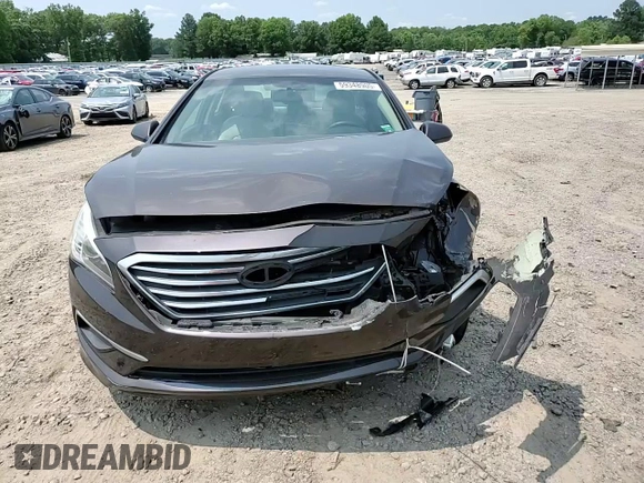 2016 Hyundai Sonata SE z VIN 5NPE24AF3GH291231, wystawiony jako Copart lot #59348905 z przebiegiem 174 874 mil mil oraz Szkoda całkowita • Salvage title. Historia ofert i sprzedaży dostępna na DreamBid. Obrazek 13.