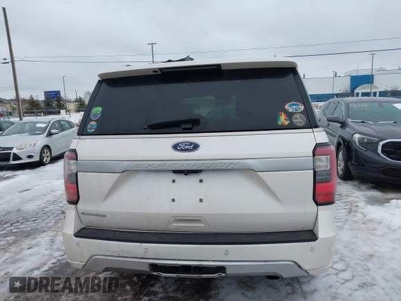 2019 Ford Expedition Platinum with VIN 1FMJU1MT8KEA24308, listed as a IAAI auction lot 41510256 with 143,011 mi miles. Bid and sale history available at carsss.com. Image 16.