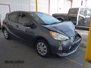 2012 Toyota Prius One z VIN JTDKDTB31C1028698, wystawiony jako IAAI lot #42337738 z przebiegiem 145 678 mil mil oraz . Historia ofert i sprzedaży dostępna na DreamBid. Obrazek 1.