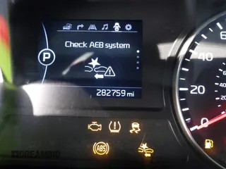 2017 Kia Optima EX with VIN 5XXGU4L3XHG176029, listed as a IAAI auction lot 41481536 with 282,759 mi miles. Bid and sale history available at carsss.com. Image 15.