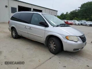 2006 Chrysler Town & Country LWB Touring with VIN 2A4GP54L66R795222, listed as a Copart auction lot 53098964 with 185,048 mi miles and Salvage Title. Bid and sale history available at carsss.com. Image 4.