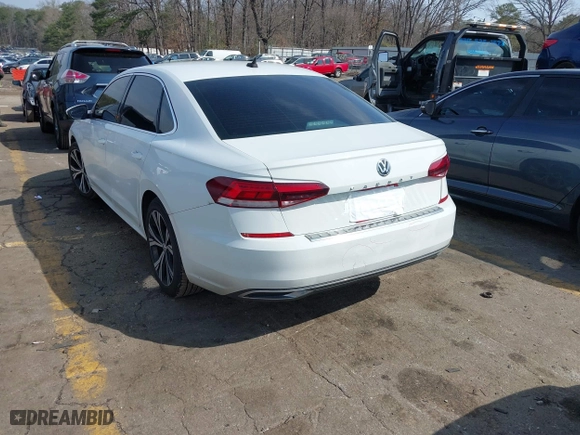 2021 Volkswagen Passat 2.0T SE with VIN 1VWSA7A39MC000409, listed as a IAAI auction lot 41804341 with 119,139 mi miles. Bid and sale history available at carsss.com. Image 3.