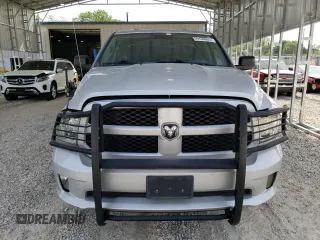 2014 Ram 1500 Express z VIN 1C6RR7FTXES123962, wystawiony jako Copart lot #55436905 z przebiegiem 99 995 mil mil oraz Szkoda całkowita • Salvage title. Historia ofert i sprzedaży dostępna na DreamBid. Obrazek 5.