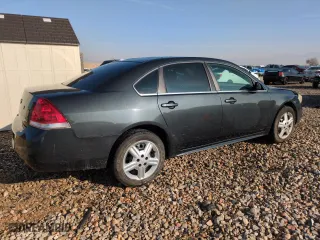 2013 Chevrolet Impala Police with VIN 2G1WD5E32D1258831, listed as a Copart auction lot 81793404 with 170,229 mi miles and Salvage Title. Bid and sale history available at carsss.com. Image 3.