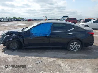 2020 Nissan Altima S with VIN 1N4BL4BVXLC113544, listed as a IAAI auction lot 42215435 with 76,291 mi miles and . Bid and sale history available at DreamBid. Image 14.