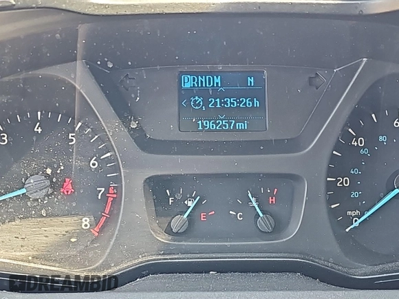 2019 Ford Transit z VIN 1FTYR1YM5KKB83053, wystawiony jako IAAI lot #42854173 z przebiegiem 196 257 mil mil oraz . Historia ofert i sprzedaży dostępna na DreamBid. Obrazek 2.