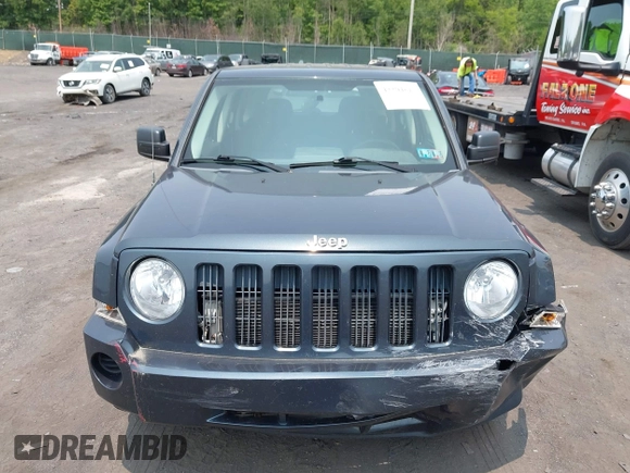 2008 Jeep Patriot Sport with VIN 1J8FF28W48D588723, listed as a IAAI auction lot 42394617 with 112,266 mi miles and . Bid and sale history available at DreamBid. Image 12.