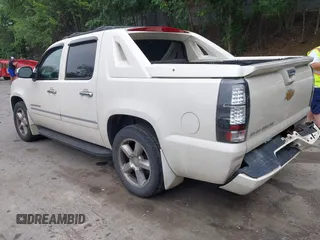 2012 Chevrolet Avalanche LTZ with VIN 3GNTKGE76CG218103, listed as a IAAI auction lot 42514029 with 167,593 mi miles and . Bid and sale history available at DreamBid. Image 3.