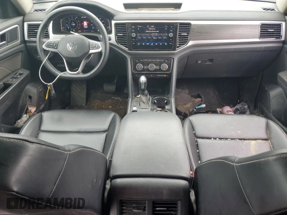 2022 Volkswagen Atlas SE with VIN 1V2HR2CA1NC526036, listed as a Copart auction lot 60133505 with 52,365 mi miles and Salvage title. Bid and sale history available at DreamBid. Image 8.