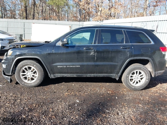 2018 Jeep Grand Cherokee Laredo E with VIN 1C4RJFAG4JC326631, listed as a IAAI auction lot 41191061 with 115,451 mi miles. Bid and sale history available at carsss.com. Image 14.