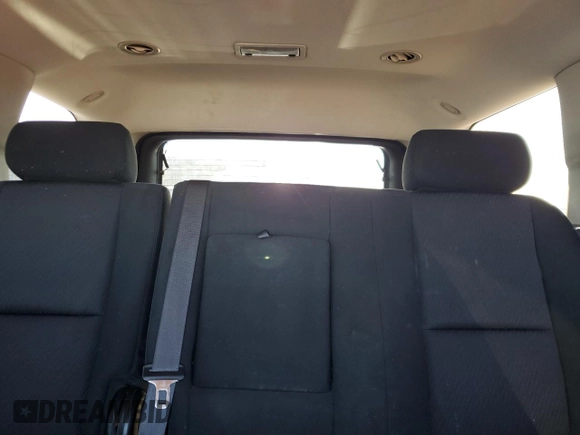 2010 GMC Yukon z VIN 1GKUKAE08AR231935, wystawiony jako Copart lot #55510035 z przebiegiem 181 097 mil mil oraz Szkoda całkowita • Salvage title. Historia ofert i sprzedaży dostępna na DreamBid. Obrazek 10.