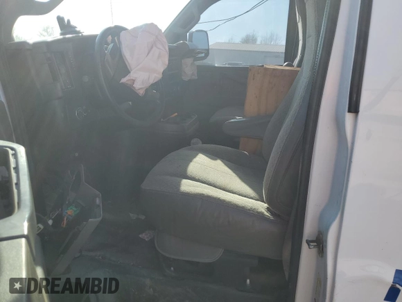 2018 Chevrolet Express Cargo Van with VIN 1GCWGAFG3J1331358, listed as a Copart auction lot 48845795 with 118,894 mi miles and Salvage Title. Bid and sale history available at carsss.com. Image 7.