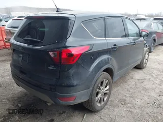 2019 Ford Escape SE with VIN 1FMCU9G91KUC08423, listed as a IAAI auction lot 41686542 with 87,329 mi miles. Bid and sale history available at carsss.com. Image 4.