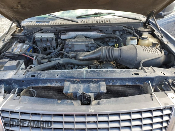2006 Ford Expedition Special Service with VIN 1FMPU16586LA59036, listed as a Copart auction lot 48823295 with 263,509 mi miles and Clean title. Bid and sale history available at DreamBid. Image 12.
