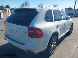 2008 Porsche Cayenne S with VIN WP1AB29P68LA34589, listed as a IAAI auction lot 41515250 with 107,930 mi miles. Bid and sale history available at carsss.com. Image 4.