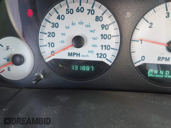 2005 Dodge Caravan SXT with VIN 2D4GP44L05R552278, listed as a IAAI auction lot 42582873 with 131,887 mi miles and . Bid and sale history available at DreamBid. Image 7.
