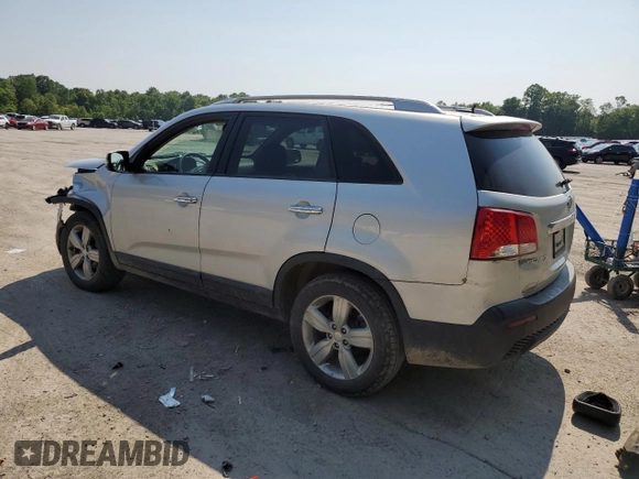 2013 Kia Sorento EX с VIN 5XYKU4A62DG373984, выставлен на аукционе Copart как лот 60425795 с пробегом 180 007 миль миль и Списание • Salvage title. История ставок и продаж доступна на DreamBid. Изображение 2.