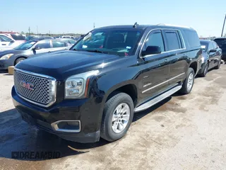 2016 GMC Yukon XL Denali with VIN 1GKS2HKJ2GR111246, listed as a IAAI auction lot 41834364 with 73,418 mi miles. Bid and sale history available at carsss.com. Image 17.