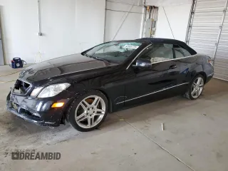 2013 Mercedes-Benz E 350 с VIN WDDKK5KF0DF214786, выставлен на аукционе Copart как лот 52063725 с пробегом 215 760 миль миль и Списание • Salvage title. История ставок и продаж доступна на DreamBid. Изображение 1.
