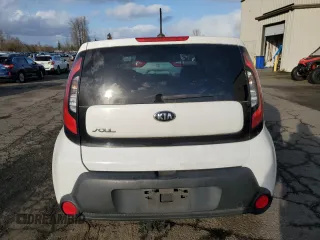 2015 Kia Soul with VIN KNDJN2A22F7221763, listed as a Copart auction lot 47408055 with 101,574 mi miles and Salvage Title. Bid and sale history available at DreamBid. Image 6.