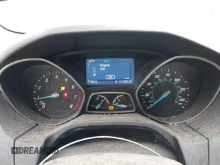 2014 Ford Focus SE with VIN 1FADP3K28EL313161, listed as a IAAI auction lot 42017640 with 111,962 mi miles. Bid and sale history available at carsss.com. Image 7.
