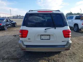 2004 Toyota Sequoia SR5 with VIN 5TDZT34A24S213103, listed as a IAAI auction lot 41675097 with 225,509 mi miles. Bid and sale history available at carsss.com. Image 16.