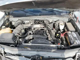 2005 Mercury Mountaineer Convenience z VIN 4M2ZU66W45ZJ05518, wystawiony jako Copart lot #62868264 z przebiegiem 152 479 mil mil oraz Szkoda całkowita • Salvage title. Historia ofert i sprzedaży dostępna na DreamBid. Obrazek 12.