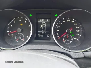 2011 Volkswagen Jetta SE with VIN 3VWPX7AJ3BM686901, listed as a IAAI auction lot 42561729 with 103,737 mi miles and . Bid and sale history available at DreamBid. Image 7.