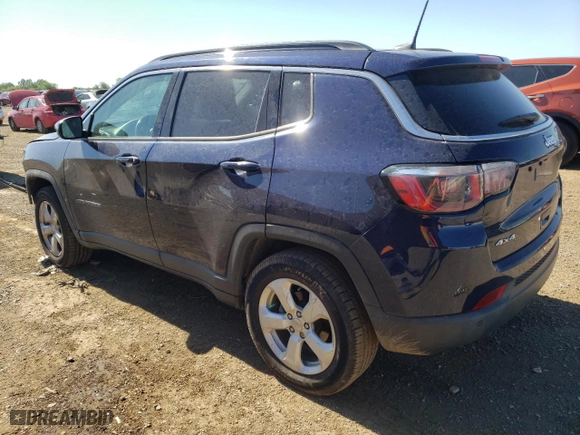 2018 Jeep Compass Latitude with VIN 3C4NJDBB2JT135008, listed as a Copart auction lot 58901864 with 67,596 mi miles and Salvage Title. Bid and sale history available at carsss.com. Image 2.