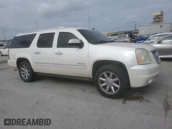 2011 GMC Yukon XL Denali with VIN 1GKS1MEFXBR334467, listed as a Copart auction lot 44688165 with 0 mi miles and Salvage Title. Bid and sale history available at carsss.com. Image 4.