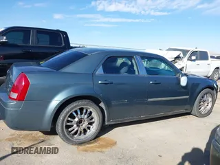 2006 Chrysler 300 with VIN 2C3KA43R76H158898, listed as a IAAI auction lot 41679164 with 1 mi miles. Bid and sale history available at carsss.com. Image 13.