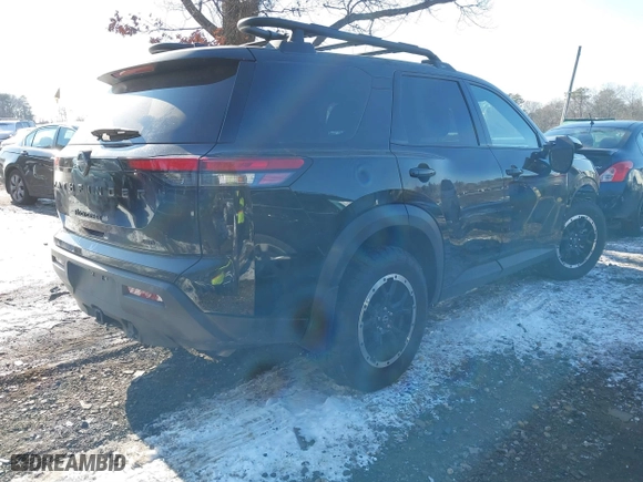 2024 Nissan Pathfinder SV with VIN 5N1DR3BDXRC278002, listed as a IAAI auction lot 41355275 with 1,163 mi miles. Bid and sale history available at carsss.com. Image 4.