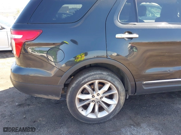 2013 Ford Explorer Limited with VIN 1FM5K8F81DGB67732, listed as a IAAI auction lot 41936155 with 289,536 mi miles. Bid and sale history available at carsss.com. Image 18.