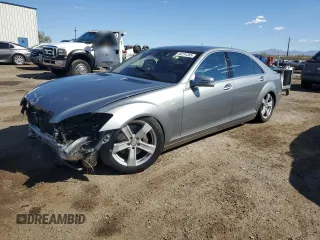 2010 Mercedes-Benz S 550 with VIN WDDNG7BB8AA332133, listed as a Copart auction lot 48731265 with 127,794 mi miles and Salvage Title. Bid and sale history available at DreamBid. Image 1.