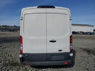 2018 Ford Transit с VIN 1FTYE2CM1JKA07673, выставлен на аукционе Copart как лот 44296095 с пробегом 62 150 миль миль и Чистый • Clean title. История ставок и продаж доступна на DreamBid. Изображение 6.